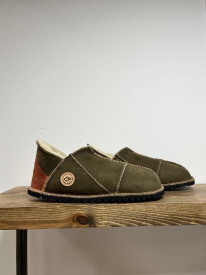 Picture of Sheepskin Slipper | willow | Size 10